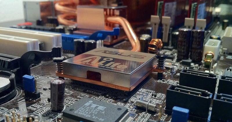 Les puces électroniques d'occasion revalorisées : le pari fou qui révolutionne la tech